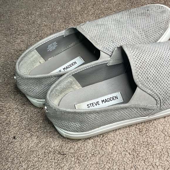 Slip on sneaker - Picture 2 of 5